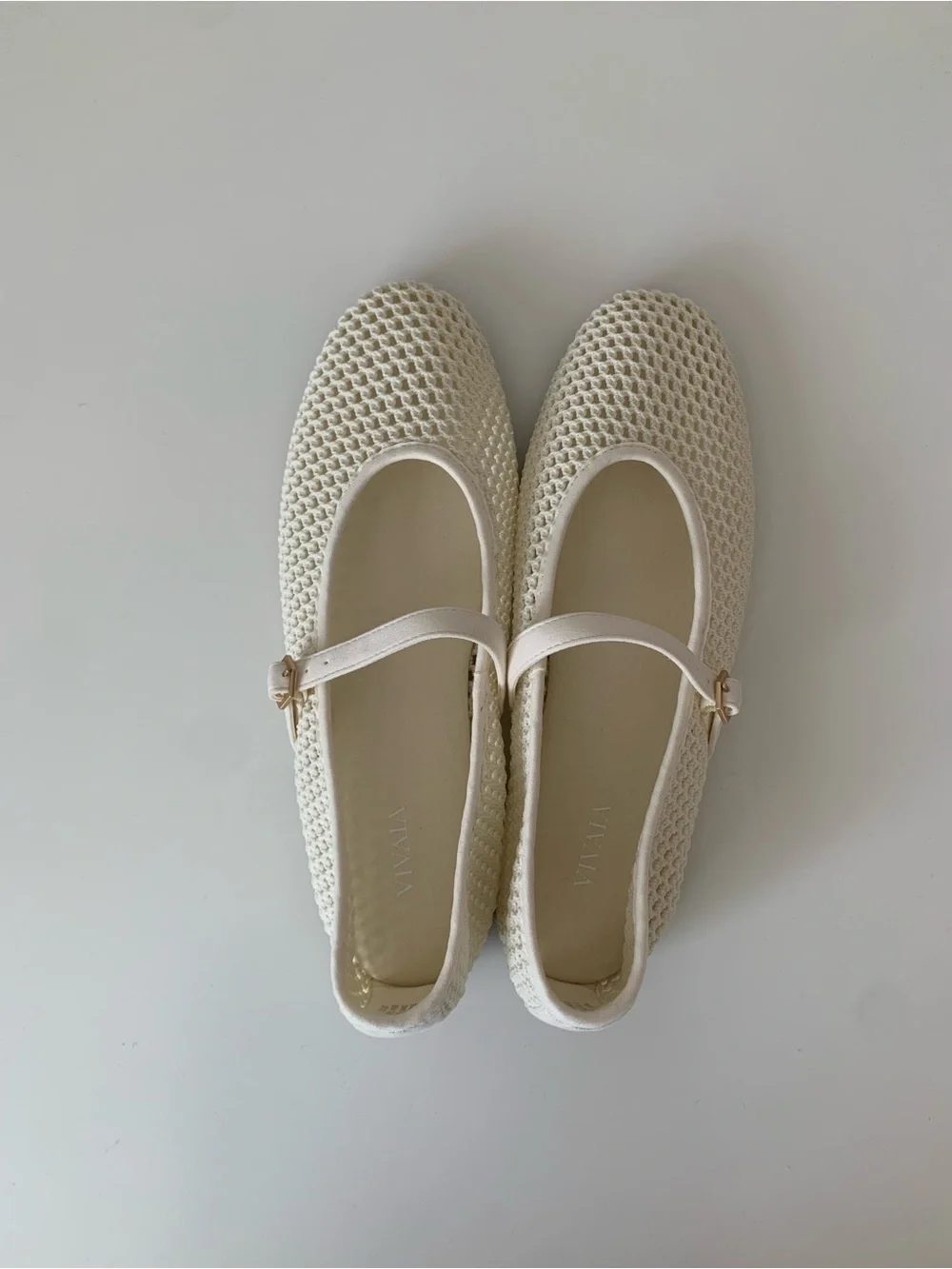 VIVAIA Almond-toe Mary Janes (Nelly)